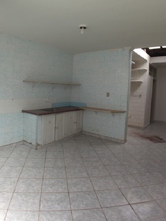 Casa para alugar com 3 quartos, 110m² - Foto 10