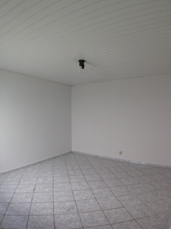 Casa para alugar com 3 quartos, 110m² - Foto 7