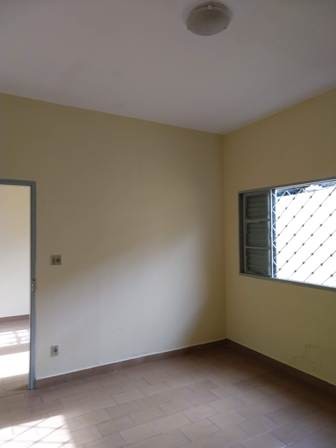 Casa para alugar com 1 quarto, 50m² - Foto 4