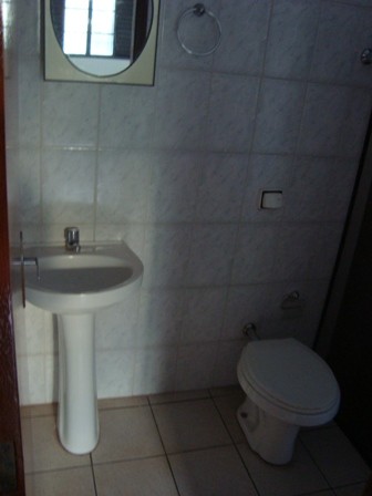 Apartamento para alugar com 2 quartos, 75m² - Foto 4