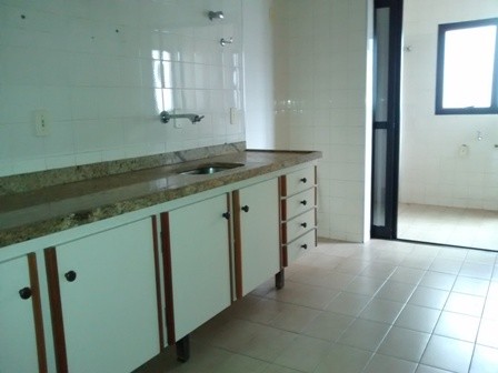 Apartamento à venda com 3 quartos, 108m² - Foto 5