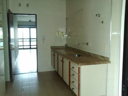 Apartamento à venda com 3 quartos, 108m² - Foto 6