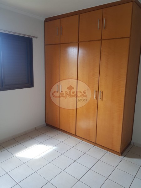 Apartamento à venda com 2 quartos, 72m² - Foto 4