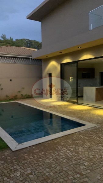 Casa de Condomínio à venda com 4 quartos, 350m² - Foto 10