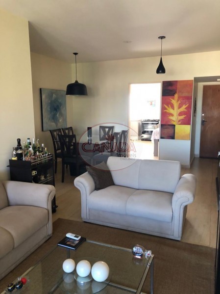 Apartamento à venda com 3 quartos, 139m² - Foto 2