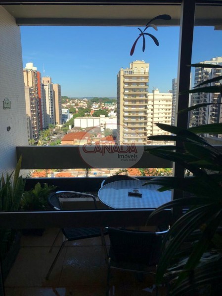 Apartamento à venda com 3 quartos, 139m² - Foto 1