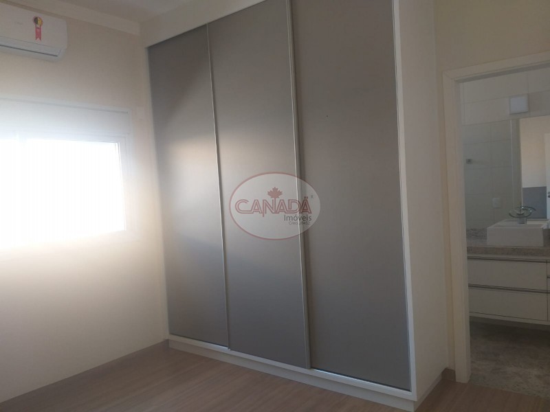 Casa à venda com 3 quartos, 318m² - Foto 13