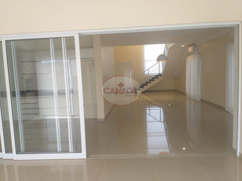 Casa à venda com 3 quartos, 318m² - Foto 6