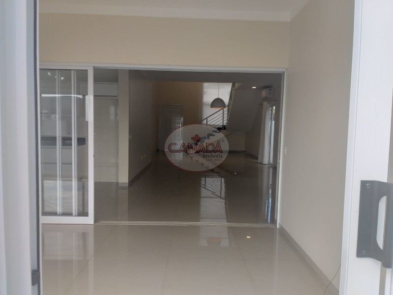 Casa à venda com 3 quartos, 318m² - Foto 9