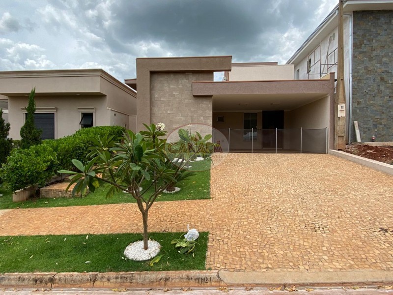 Casa de Condomínio à venda com 3 quartos, 177m² - Foto 1