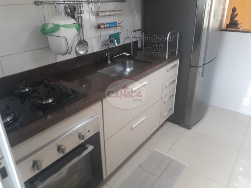 Apartamento à venda com 2 quartos, 70m² - Foto 13