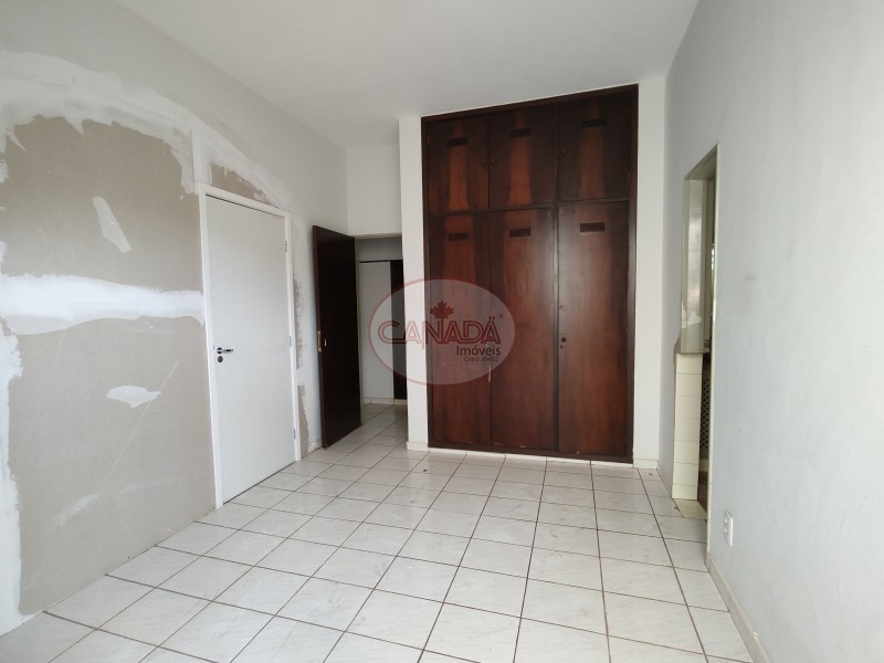 Casa à venda com 3 quartos, 233m² - Foto 11