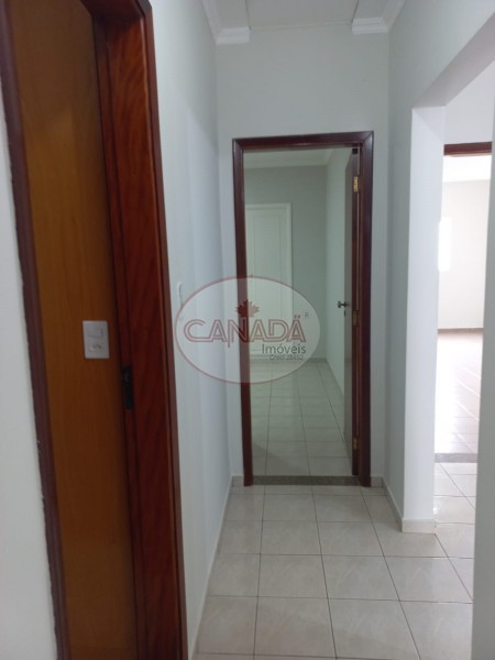 Casa à venda com 3 quartos, 198m² - Foto 13