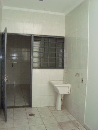 Apartamento para alugar com 2 quartos, 75m² - Foto 1