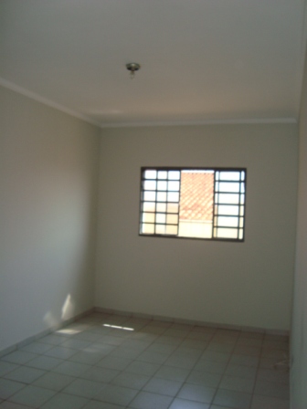 Apartamento para alugar com 2 quartos, 75m² - Foto 2