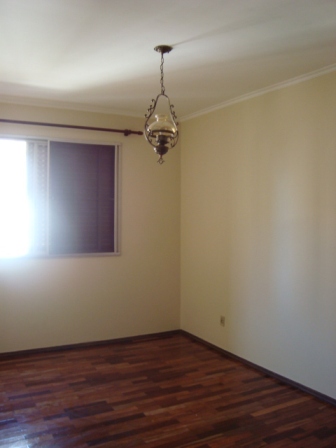 Apartamento para alugar com 3 quartos, 135m² - Foto 10